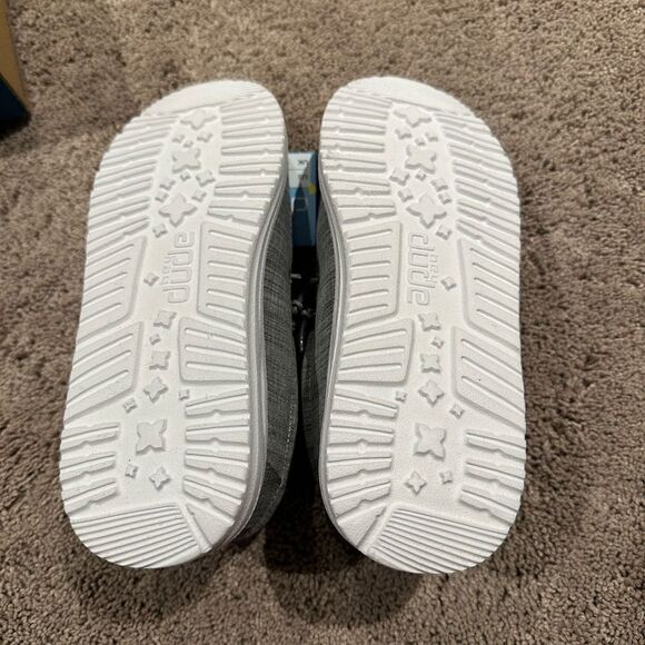 Hey Dude Wally Youth size Y2-Y3 linen stone color (light grey) - Picture 3 of 6